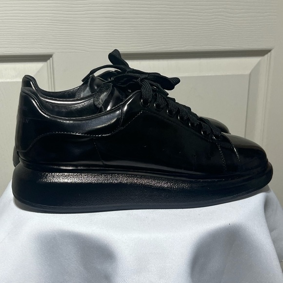 Alexander McQueen Larry Sneakers “Custom” Stealth Black Men’s Sz. 11 (44) - Picture 5 of 14